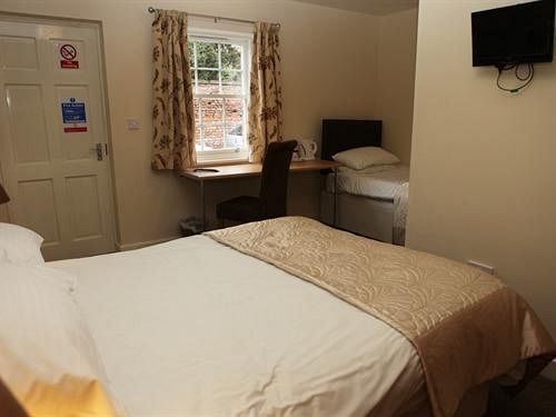 The Downe Arms Hotel Snaith Bagian luar foto